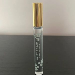 Marc Jacobs Beauty Roller